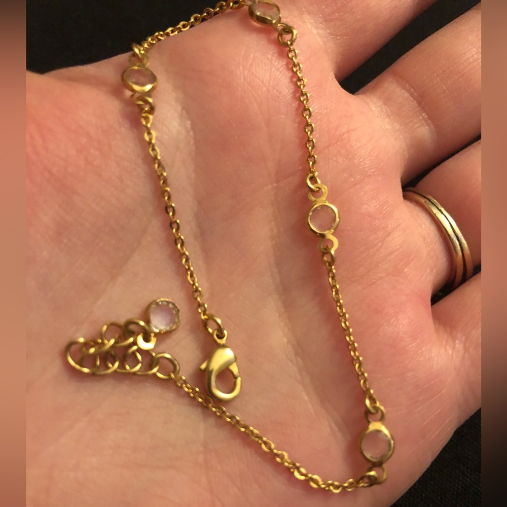Delicate gold tone chain bracelet with small crystal rhinestones - Picture 3 of 6